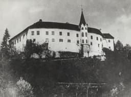 Klevevž Castle