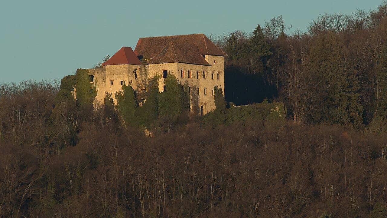Hmeljnik Castle