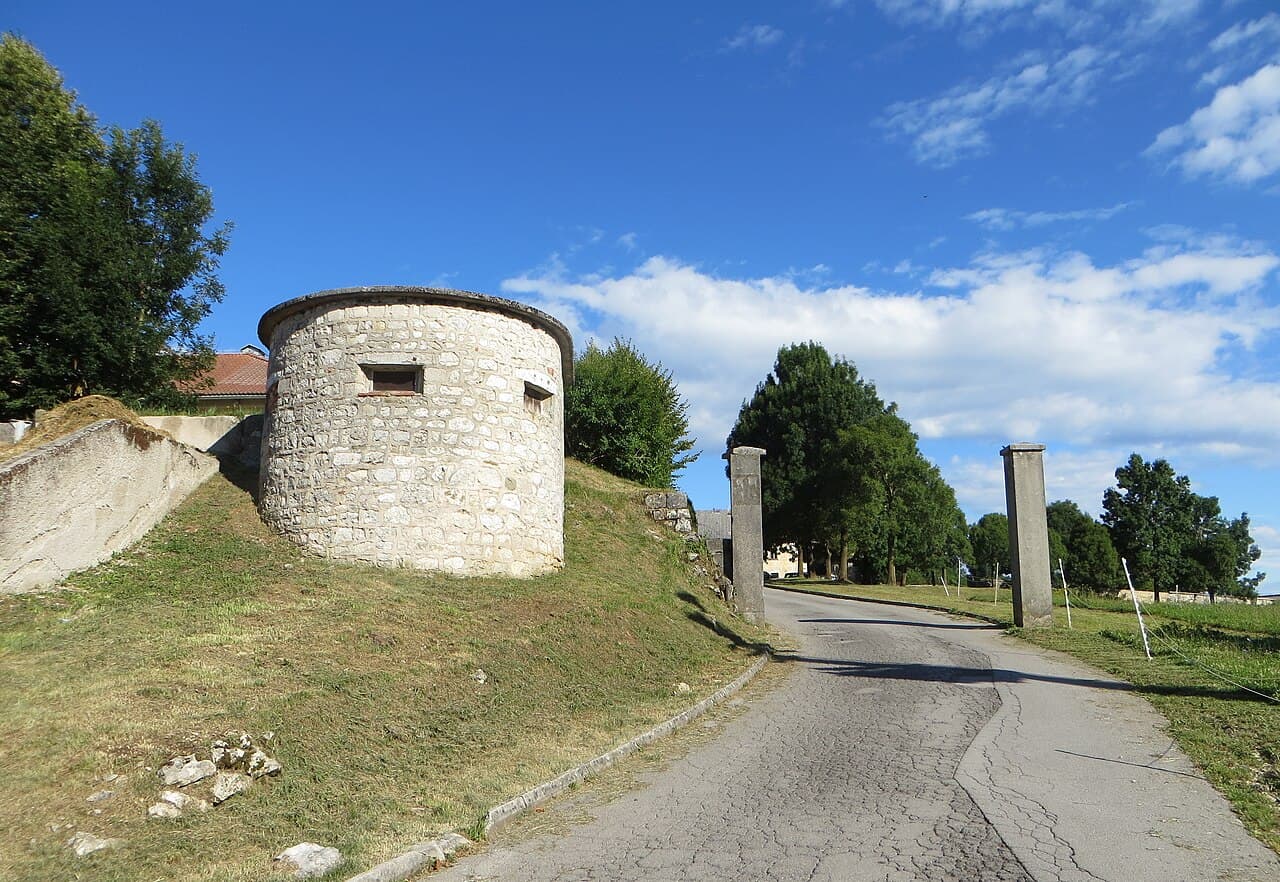 Prestranek Castle