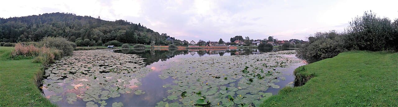 Podpeško jezero