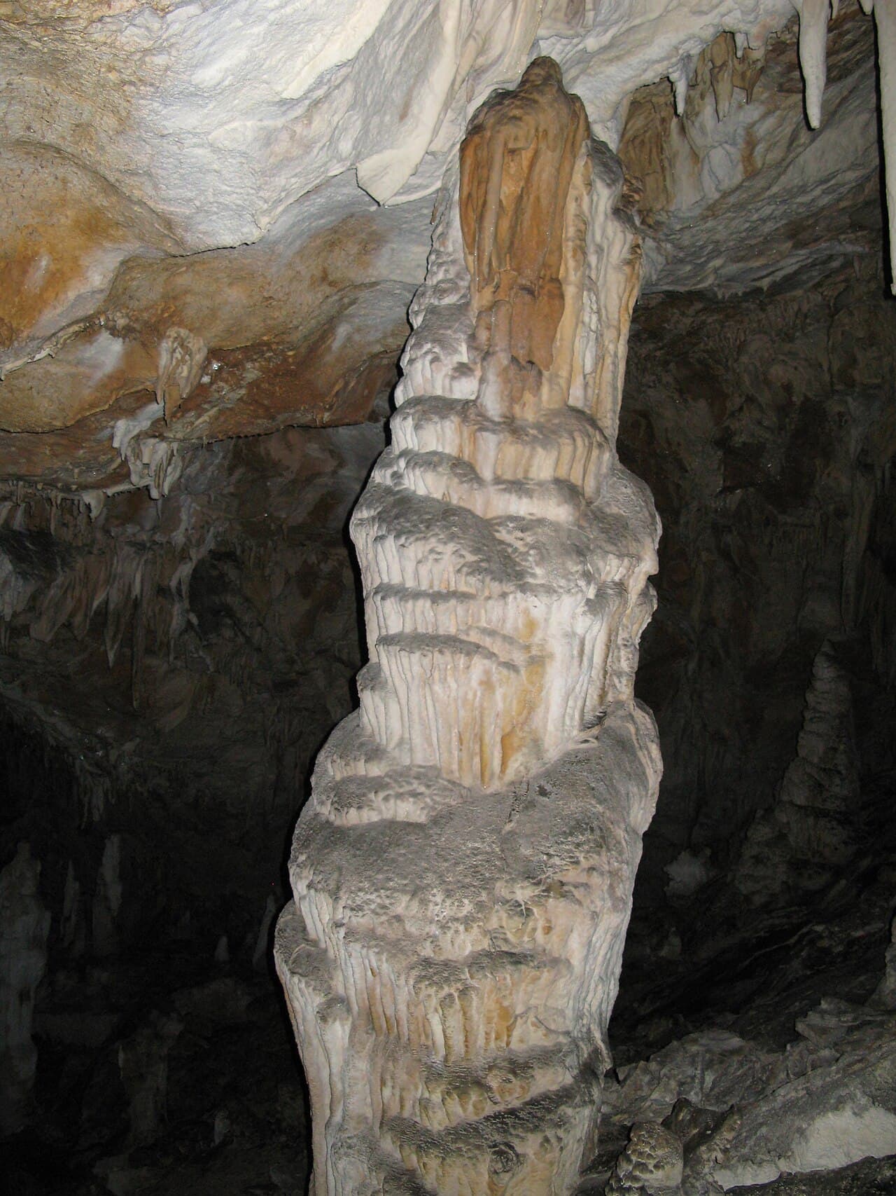 Snežna jama